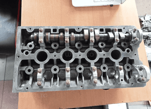 głowica astra h zafira b 1.6 16v 55559597 z16xe1 2
