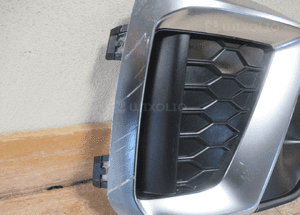 Kratka ramka zderzaka przednia prawa  audi A4 S4 B9 lift 2019- 5