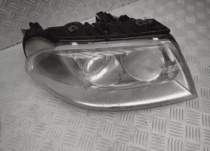 Lampa prawa przod vw passat B5 fl europa 3B0941016AG 2