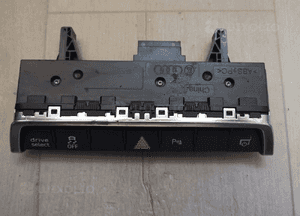 Panel sterowania MMI Audi E-Tron GT 4J3925301 1