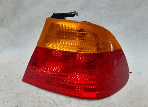 Tyl tylna lampa prawa bmw E46 coupe 1