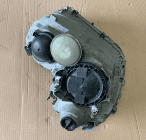 MERCEDES C 203 lampa lewa szkło uszkodzona 3