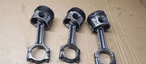 Tłok z korbowodem korbowód Opel Movano B Master III 2.3 DCI 4
