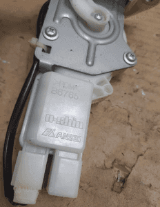 B6765 Zamek klapy Suzuki Swift MK6 6
