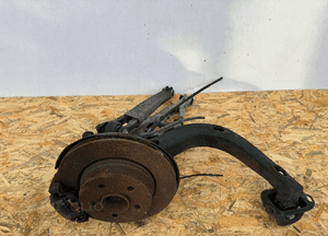 BMW X3 E83 Zwrotnica tył lewa - 16495 2