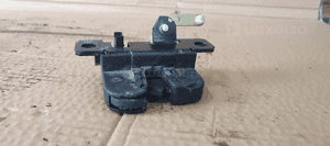 Zamek klapy bagażnika tył tylny VW Touareg 7L6827505 5