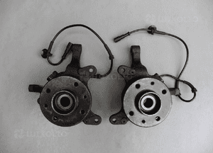 ZWROTNICA PIASTA LEWA PRZÓD RENAULT SCENIC I 1,8 2,0 ABS 1