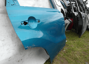 Suzuki vitara 3 iii drzwi prawe tylne 2