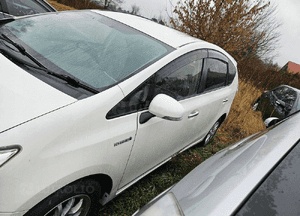 Toyota Prius Plus drzwi lewe prawe przód tył 070 2
