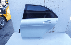 Drzwi lewy tył sedan mercedes c W204 C350