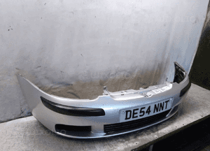 Zderzak przód przedni vw volkswagen golf 5 v LA7W srebrny 2