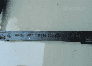 Vw touran ramka kratka radia 2DIN 1T0858005 3