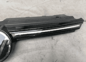 Atrapa grill radar Vw Golf 8 VIII 5WA907572B 2