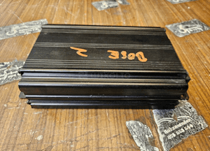 Wzmacniacz BOSE 8E5035223A Głosników Subwoofer Radio Amplituner AUDI A4 B6 B7 4