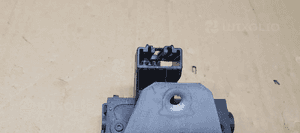 Zamek klapy bagażnika Ford Focus MK2 Lift 8M51-R442A66-CB 4