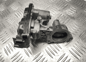 Bmw F39 F48 F54 F60 G01 G12 G30 zawór agr przepustnica 8576810 2