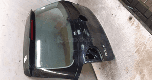 Klapa tył tylna bagażnika do vw volkswagen golf v 5 hb LC9Z czarna 4
