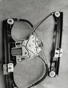 Podnośnik szyby lewy przód Mercedes C Klasa W203 00-07r 2037202346 2