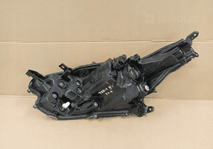 Lampa prawa prawy reflektor toyota yaris 4 iv 2020- 2