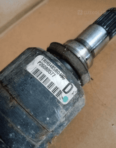 Półoś prawa długa Toyota YARIS I 1.3 VVT-i 99-05 P26080577 2