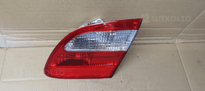 Lampa prawy tył tylna prawa Mercedes E-Klasa W211 Kombi A2118201464 2