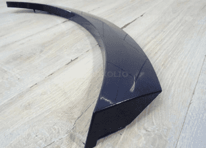 Listwa błotnika prawa tył tylna audi Q8 4M8 s-line 4M8853818D llu 2