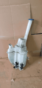 Zbiorniczek spryskiwaczy pompka Kia Sportage III 98610-3W500 1