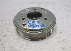 MITSUBISHI CANTER FUSO 3.0 D KOŁO POMPY WODY 4