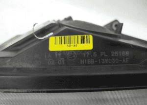 Ford fiesta MK8 zwykła bdb lampa przednia lewa 5