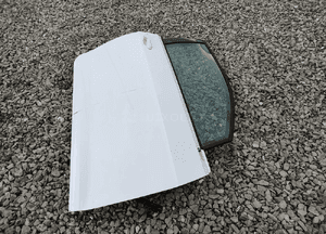 Drzwi prawe prawy przód przednie volkswagen golf vii gti 3 drzwi 2012-2016 4
