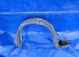 Toyota COROLLA VERSO 04-08 nadkole przednie prawe 2