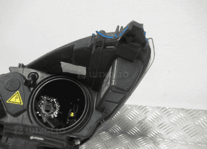 Lampa przednia przód lewa prawa ford kuga MK2 lift xenon czarna 2016-2019 rok 37