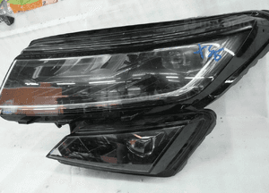 Skoda kodiaq full led cała lampa przednia lewa przód 2
