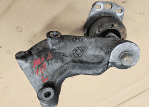 Alfa Romeo 147 1.9 Jtd poduszka łapa silnika 46458792 3