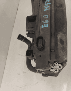 BMW e60 520d n47 oe 7726010401 KOMPLET CHŁODNIC WENTYLATOR 7
