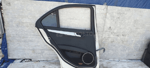 DRZWI LEWY TYL MERCEDES C-KLASA W204 sedan KOMPLETNE 7