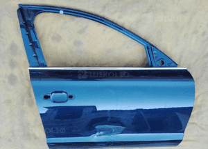 Audi A8 D4 lift drzwi prawe przod 1