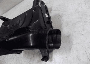 Volvo XC40 plug-in hybrid obudowa filtra powietrza 32146441 4