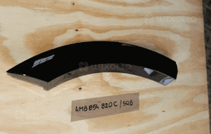 Listwa osłona prawa błotnika audi SQ8 Q8 s-line 4M8854820C 2020 2