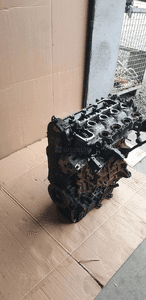 Silnik słupek blok Peugeot 407 2.0 HDI RHR 5