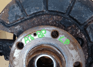 Zwrotnica piasta lewy przód przednia lewa Audi A3 8P 1.6 FSI 6