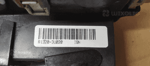 Zamek prawy przód przedni prawy 7 PIN Kia Sportage III 3 UK 81320-3U020 6