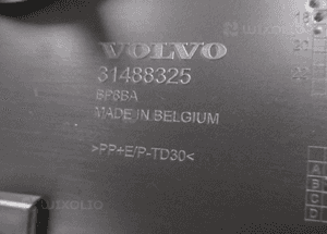 Spoiler lotka klapy tył tylnej volvo xc 40 XC40 31488325 2017- 9