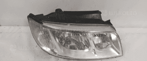 .  PRZOD PRZEDNIA LAMPA PRAWA HYUNDAI MATRIX 2