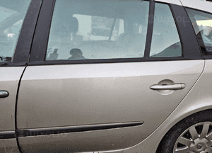 Renault Laguna II drzwi tył tylne  lewe MV190 kombi