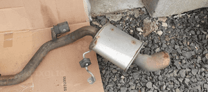 Tłumik środkowy końcowy wydech rura BMW I E87 2.0D 7791919 7791927 2