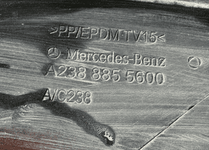 Mercedes e-klasa coupe A238 zderzak przedni 6X pdc 5