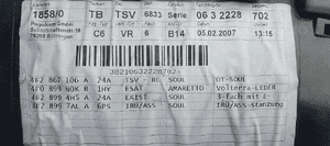 Tapicerka boczek prawy przód przednia prawa skóra Audi A6 C6 7