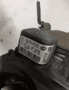 Przod przednia lampa lewa opel astra h 3