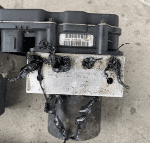 Mercedes VITO VIANO 639 pompa abs esp 0014468989 6